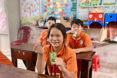 ⭐️⭐️CÔNG TY TNHH NESTLE TRAO TẶNG SỮA CHO HỌC SINH TRƯỜNG TIỂU HỌC HẢI PHÚ⭐️⭐️