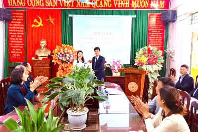 HỘI NGHỊ TRAO QUYẾT ĐỊNH BỔ NHIỆM VIÊN CHỨC QUẢN LÝ TRƯỜNG HỌC